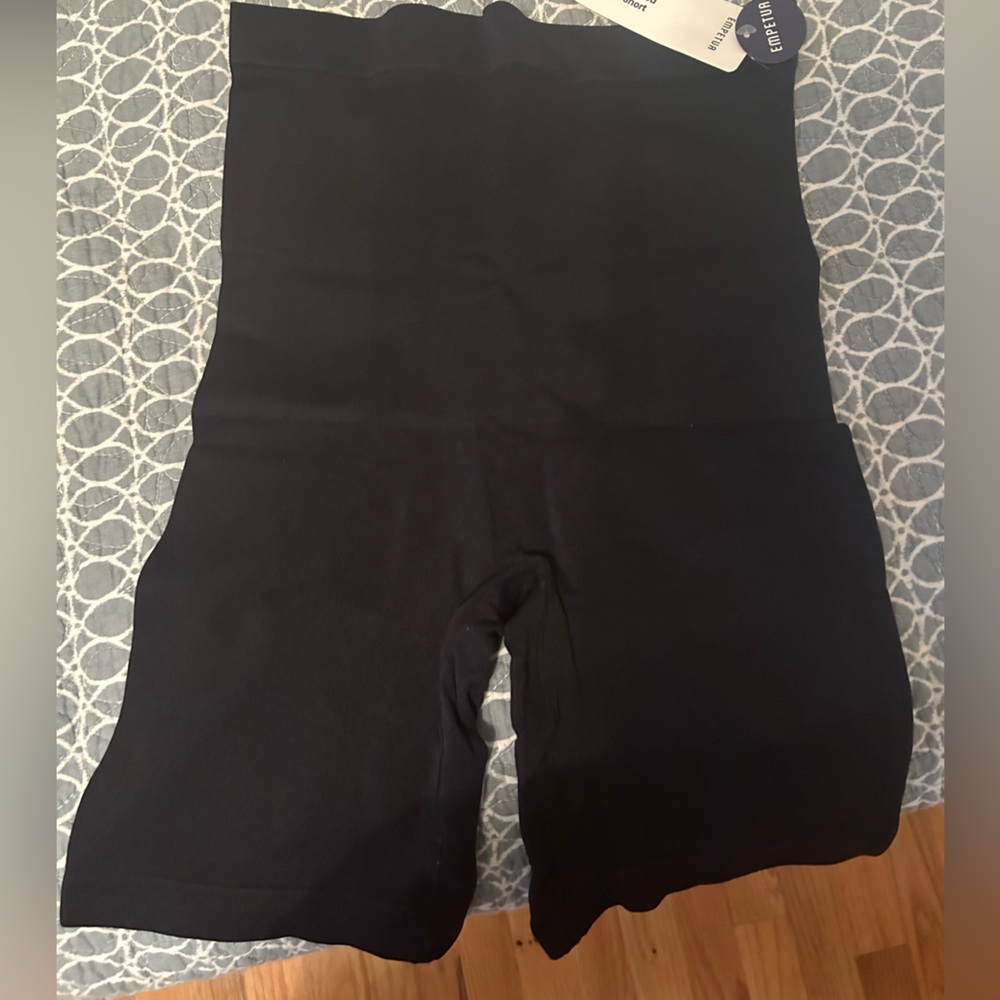 ***NWT*** Black Empetua Shape-wear xl-xxl